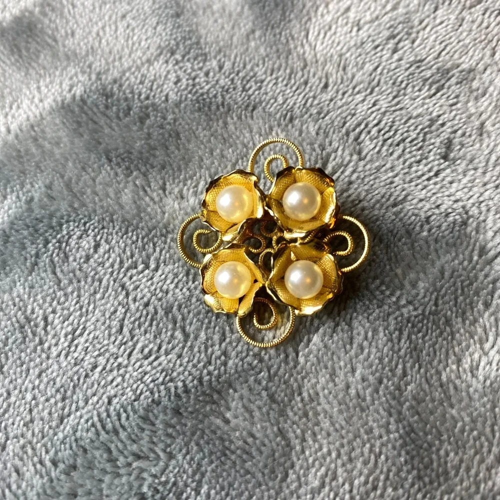 Lot Of 3 Avon Brooches Mid-century Modern Vintage Estate Gold Tone
